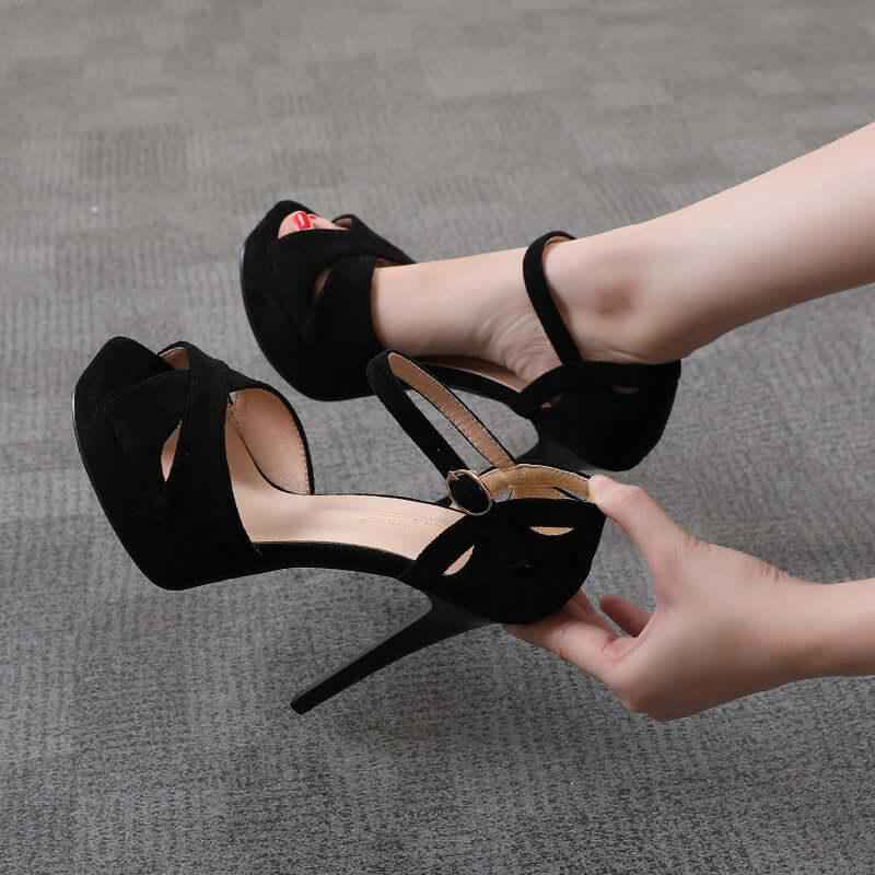 Scarpe donna con tacchi alti a spillo - Viva Armonia