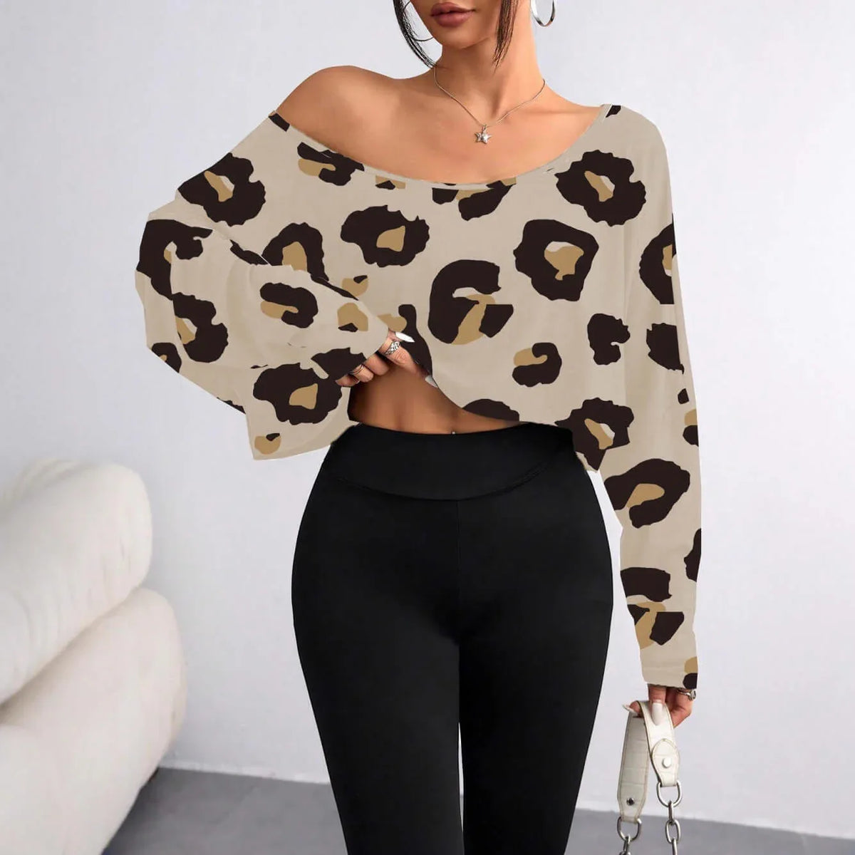 T-shirt donna spalle scoperte - Stampa leopardata - Viva Armonia