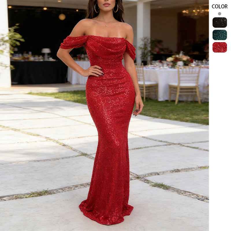 Abito da donna con spacco con spalle scoperte con paillettes