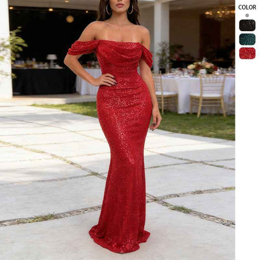 Abito da donna con spacco con spalle scoperte con paillettes